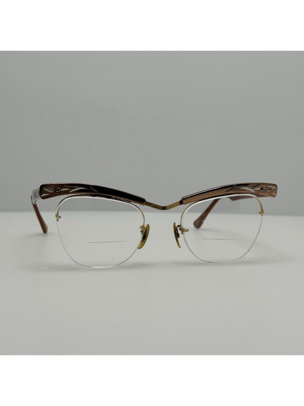 Bausch & Lomb B&L 4 1/4 5 1/2 Vintage 12KGF Eyeglasses Eye Glasses Frames 20-46
